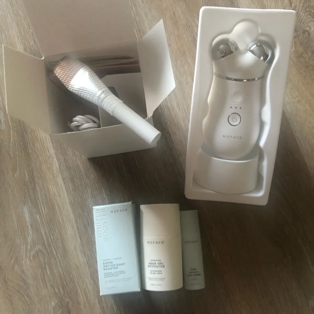 NuFace Trinity + Facial Toning Device Starter Kit, w/ Super Antioxidant Booster - Picture 5 of 6